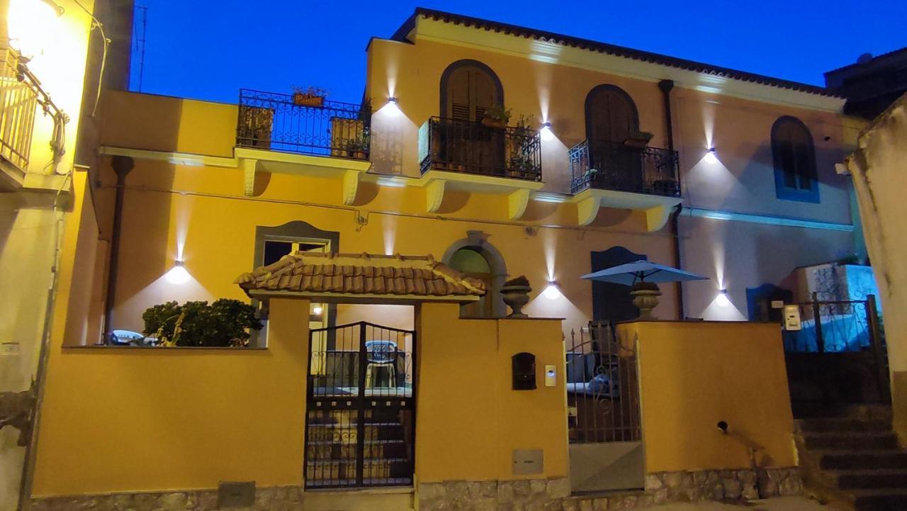 Sa Benedica - Luxury House Villa Calatabiano Buitenkant foto